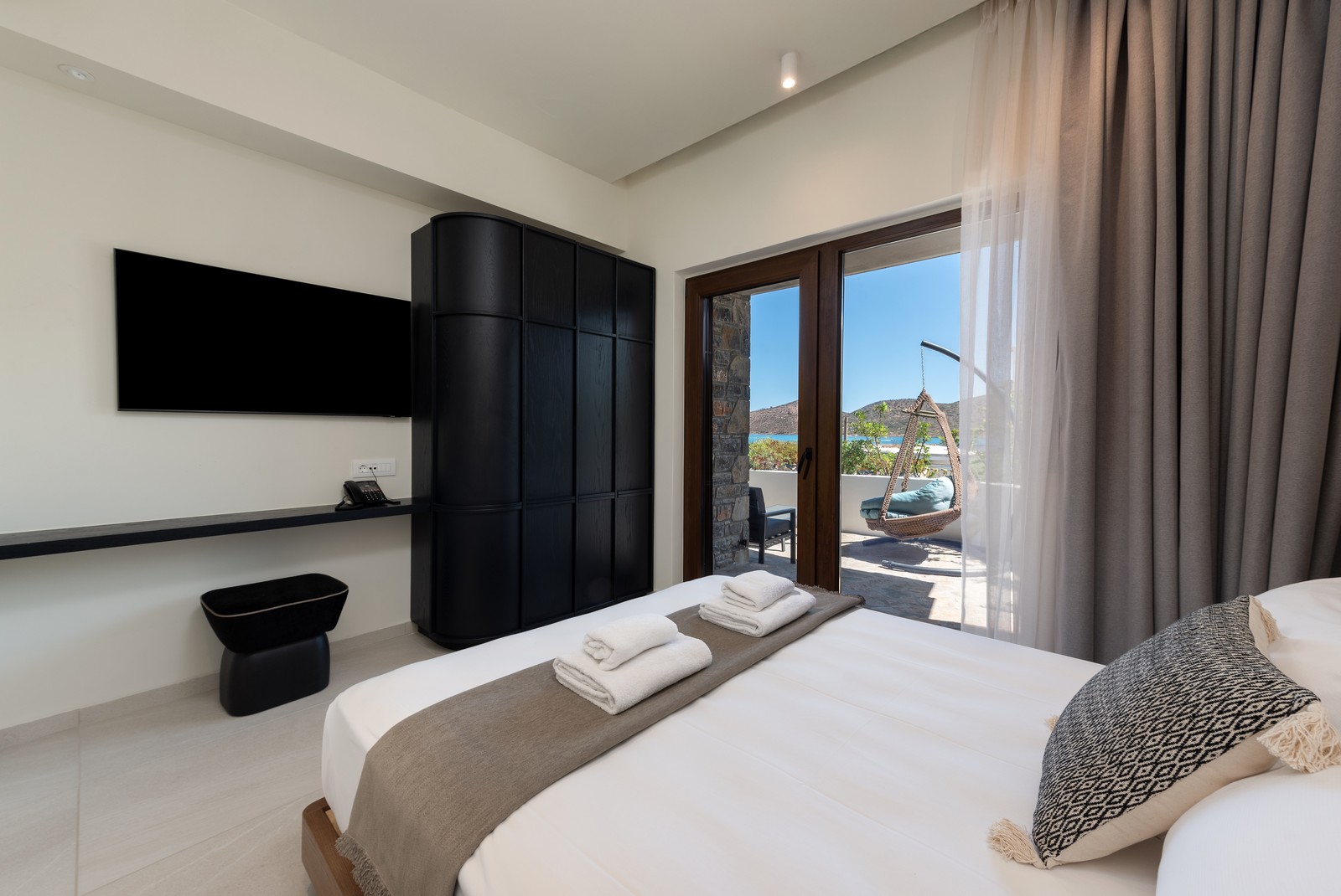 Premium Two Bedroom Suite with Partial Sea View Elounda